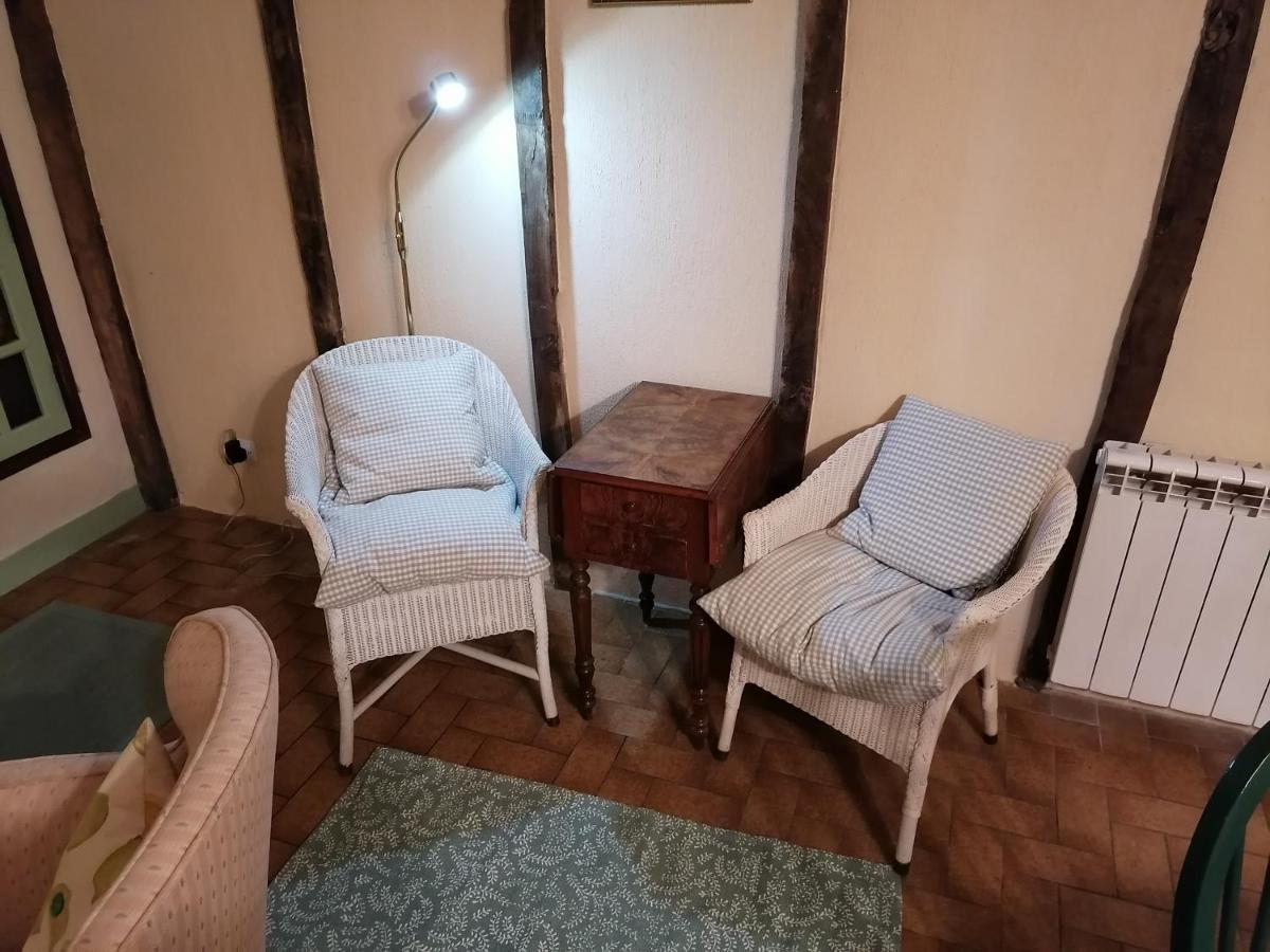 Les Ecuries Des Princesses Fontevraud l'Abbaye Exteriör bild