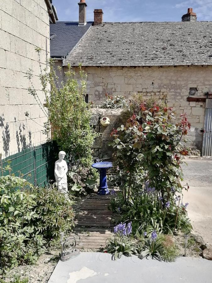 Les Ecuries Des Princesses Fontevraud l'Abbaye Exteriör bild